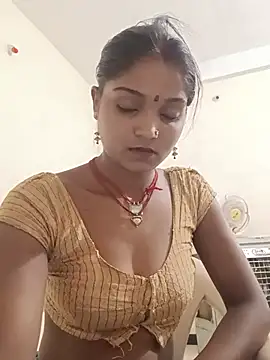 Snapshot of Harini_Gautam chatting on July 27, 10:06 pm Harini Gautam online show from July 27, 10:06 pm