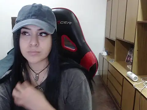 Snapshot of bluegoddessstoned chatting on September 19, 8:20 pm bluegoddessstoned online show from September 19, 8:20 pm