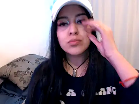 Snapshot of bluegoddessstoned chatting on October 8, 2:09 am bluegoddessstoned online show from October 8, 2:09 am