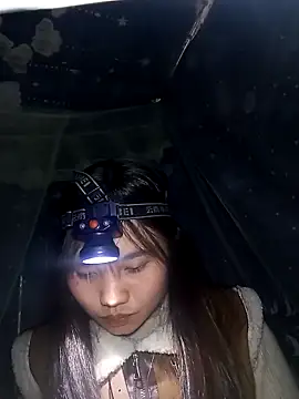 EllyBaby20 online show from March 4, 5:13 am