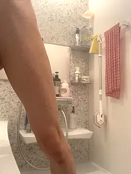 aki 2727 online show from November 3, 7:53 am