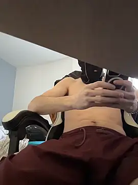 Snapshot of tok_lo24 chatting on February 22, 11:42 am tok lo24 online show from February 22, 11:42 am