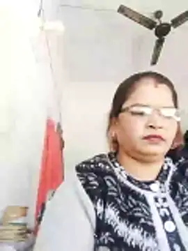 Snapshot of Bhavna_hot chatting on February 6, 8:07 am Bhavna hot online show from February 6, 8:07 am
