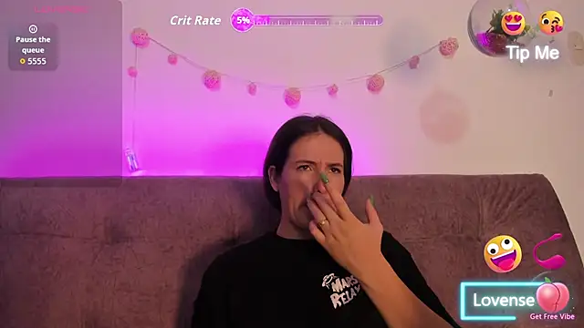 katalella brown1 online show from October 17, 11:46 am