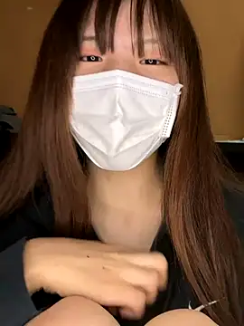 natsumiii online show from October 18, 2:18 pm