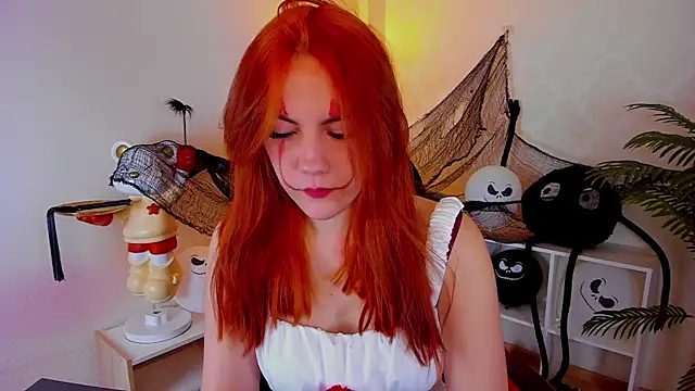 Snapshot of Gingerr_pie chatting on October 28, 7:05 pm Gingerr pie online show from October 28, 7:05 pm