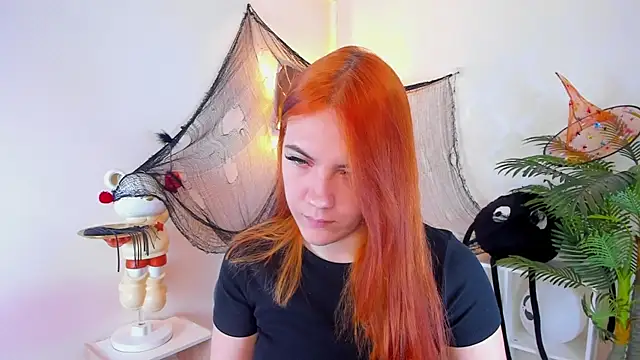 Snapshot of Gingerr_pie chatting on November 6, 6:31 pm Gingerr pie online show from November 6, 6:31 pm