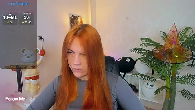 Snapshot of Gingerr_pie chatting on November 22, 6:40 pm Gingerr pie online show from November 22, 6:40 pm