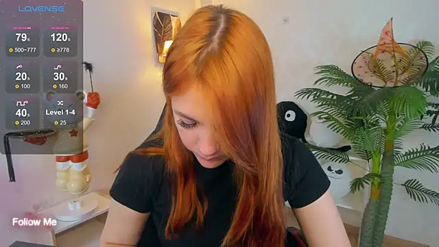 Snapshot of Gingerr_pie chatting on November 23, 6:41 pm Gingerr pie online show from November 23, 6:41 pm