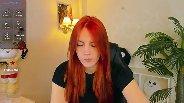 Snapshot of Gingerr_pie chatting on December 2, 4:40 am Gingerr pie online show from December 2, 4:40 am