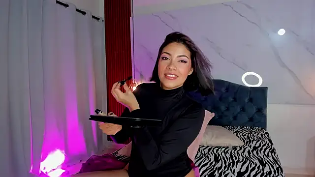 sara zc online show from October 31, 11:44 am