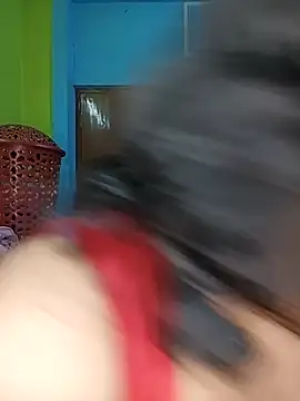 Snapshot of extreamhot1 chatting on November 16, 7:47 am extreamhot1 online show from November 16, 7:47 am