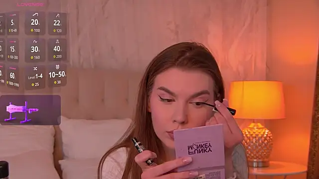 AshleyEvance online show from August 5, 6:38 am
