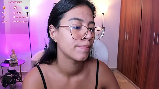 raven stonee online show from January 17, 4:17 am