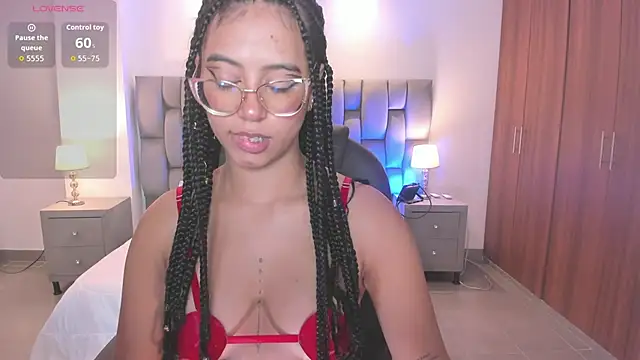 raven stonee online show from February 10, 12:26 am