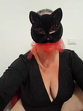 Snapshot of Trivia_magic chatting on September 26, 11:03 am Trivia magic online show from September 26, 11:03 am