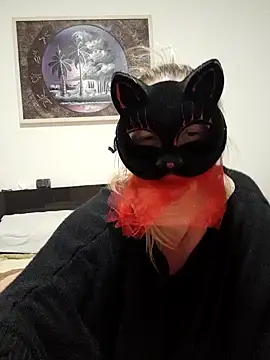 Snapshot of Trivia_magic chatting on October 23, 10:47 am Trivia magic online show from October 23, 10:47 am