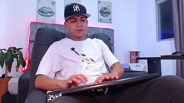 david santos16 online show from November 2, 11:51 pm