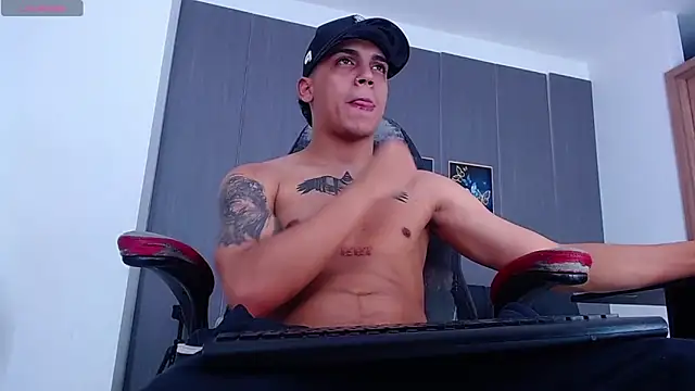 david santos16 online show from November 27, 2:24 am