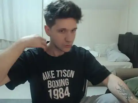 2handsomemann online show from May 22, 10:26 pm