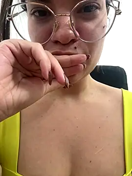 Snapshot of Pribaixinha chatting on December 17, 6:25 pm Pribaixinha online show from December 17, 6:25 pm