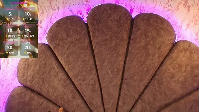 Lilith curvy online show from November 9, 1:20 pm