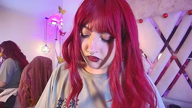 Lilith curvy online show from December 19, 7:43 pm