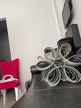 Snapshot of paleron34 chatting on May 15, 12:23 pm paleron34 online show from May 15, 12:23 pm