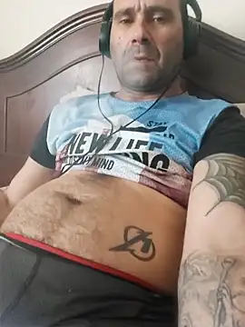 Snapshot of Jose1985oliveira chatting on June 21, 1:13 pm Jose1985oliveira online show from June 21, 1:13 pm