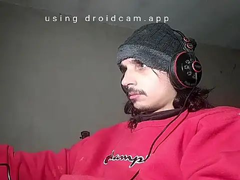 Snapshot of papito20cm chatting on May 11, 7:03 am papito20cm online show from May 11, 7:03 am