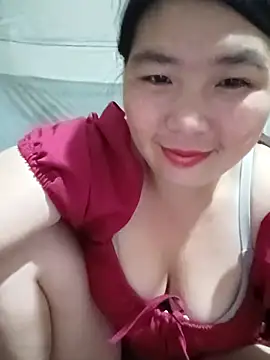 quynhkoolbae online show from May 10, 1:22 am