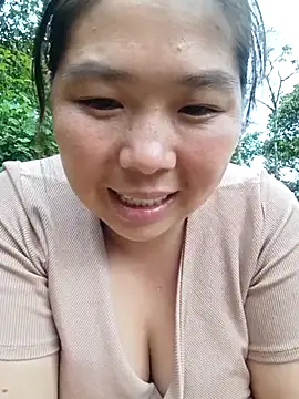 quynhkoolbae online show from June 15, 11:12 am