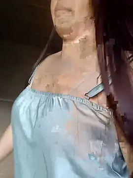 quynhkoolbae online show from July 15, 3:12 am