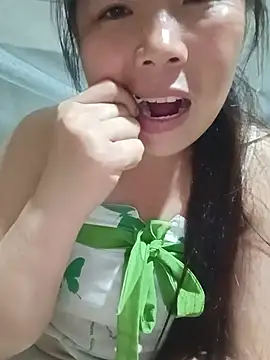 quynhkoolbae online show from July 16, 12:55 pm