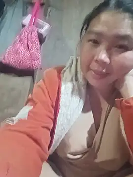 quynhkoolbae online show from July 28, 12:48 pm