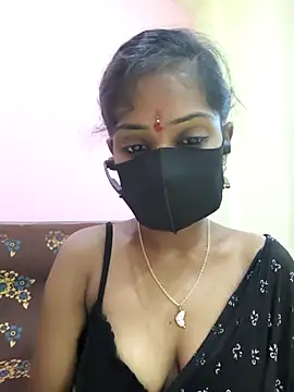 Snapshot of mounika26 chatting on September 24, 9:01 am mounika26 online show from September 24, 9:01 am