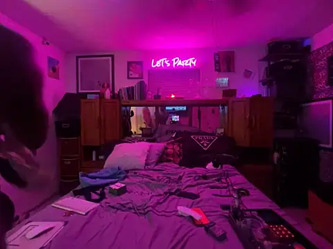 GrandJewel online show from October 21, 3:18 am