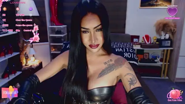 Snapshot of SeductiveVictoria chatting on May 25, 12:44 pm SeductiveVictoria online show from May 25, 12:44 pm