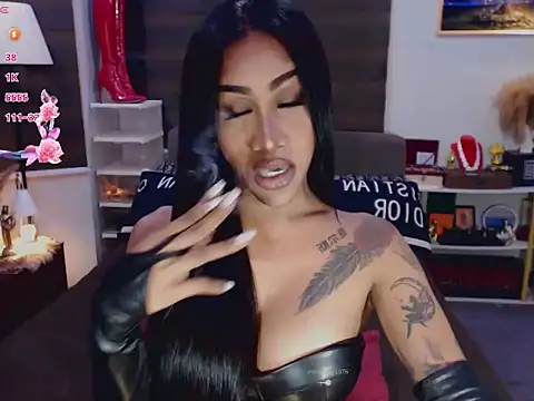 Snapshot of SeductiveVictoria chatting on June 6, 4:12 pm SeductiveVictoria online show from June 6, 4:12 pm