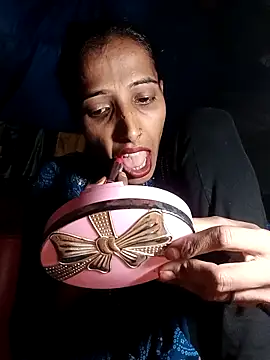 Pinki thakur 1 online show from October 15, 3:56 pm