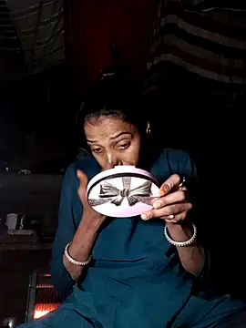 Pinki thakur 1 online show from February 12, 6:03 pm