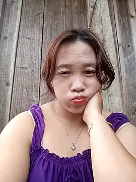 Snapshot of miumiu_00 chatting on September 12, 2:22 am miumiu 00 online show from September 12, 2:22 am