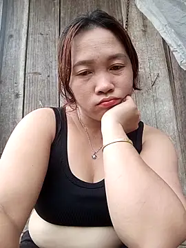 Snapshot of miumiu_00 chatting on October 14, 2:23 am miumiu 00 online show from October 14, 2:23 am