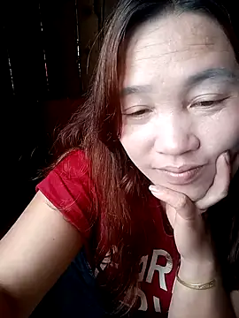 Snapshot of miumiu_00 chatting on November 1, 5:20 am miumiu 00 online show from November 1, 5:20 am