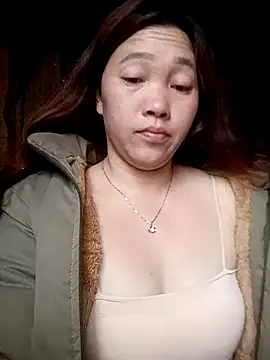 Snapshot of miumiu_00 chatting on December 2, 12:16 am miumiu 00 online show from December 2, 12:16 am