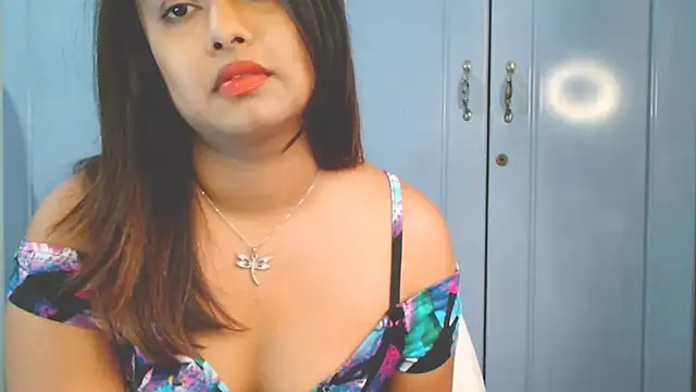 Snapshot of Indian_GlowingMiax chatting on September 21, 2:40 pm Indian GlowingMiax online show from September 21, 2:40 pm