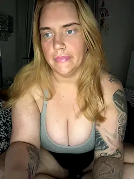 Snapshot of MysteriousMylaX chatting on October 30, 9:48 pm MysteriousMylaX online show from October 30, 9:48 pm