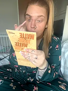 Snapshot of MysteriousMylaX chatting on November 20, 2:17 pm MysteriousMylaX online show from November 20, 2:17 pm