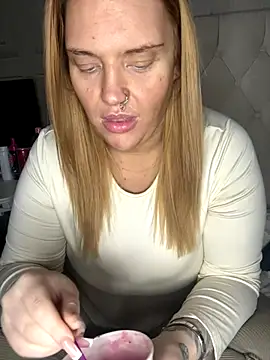 Snapshot of MysteriousMylaX chatting on November 23, 1:55 pm MysteriousMylaX online show from November 23, 1:55 pm