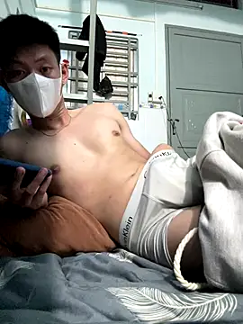 linh21107 online show from November 7, 5:46 pm